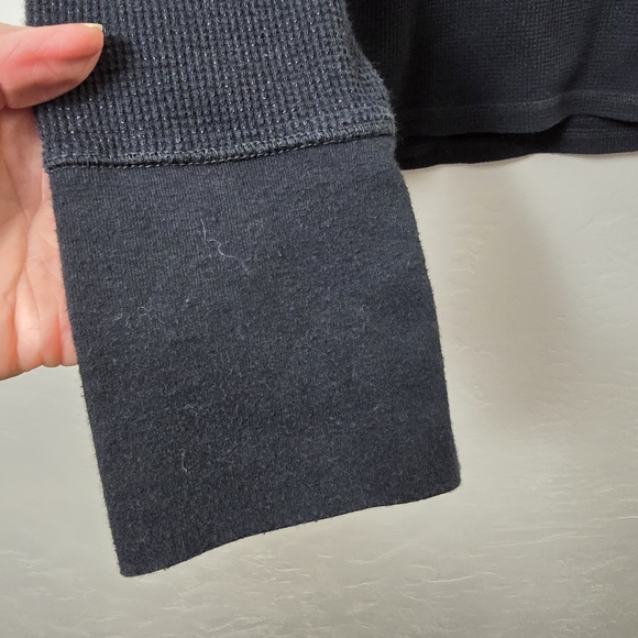 Aeropostale Stretch Black Waffle Knit Henley T Shirt Long Sleeve Y2K XL/TG - Picture 13 of 15